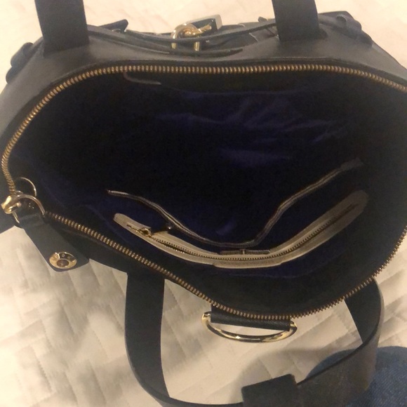 Henri bendel jet setter convertible crossbody - Picture 2 of 5